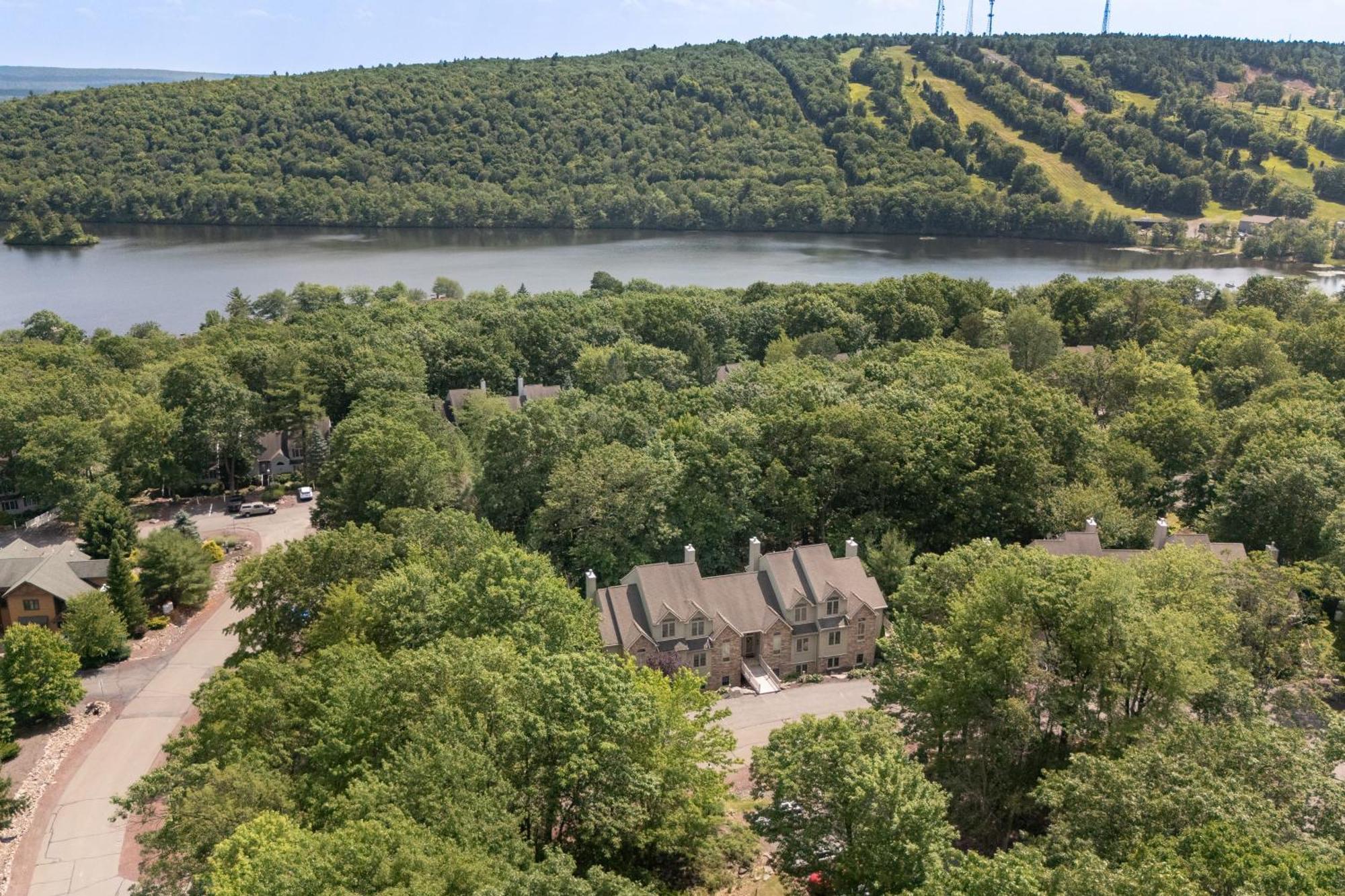 Highland Hideaway By Avantstay Group Poconos Retreat W Patio Game Room Lake Harmony Buitenkant foto