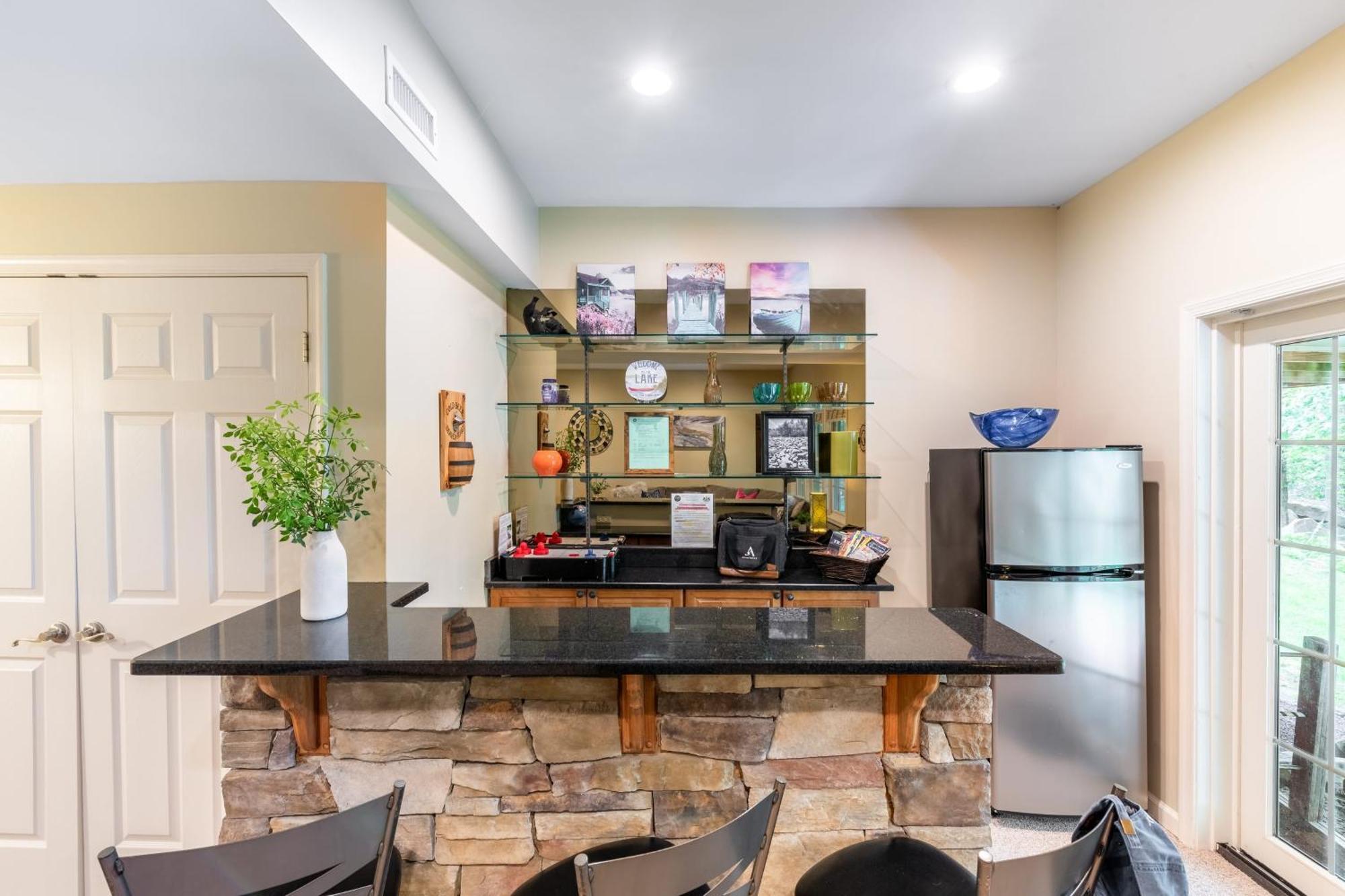 Highland Hideaway By Avantstay Group Poconos Retreat W Patio Game Room Lake Harmony Buitenkant foto