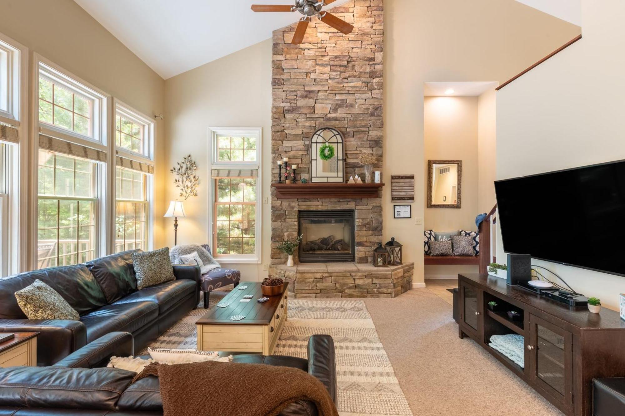 Highland Hideaway By Avantstay Group Poconos Retreat W Patio Game Room Lake Harmony Buitenkant foto